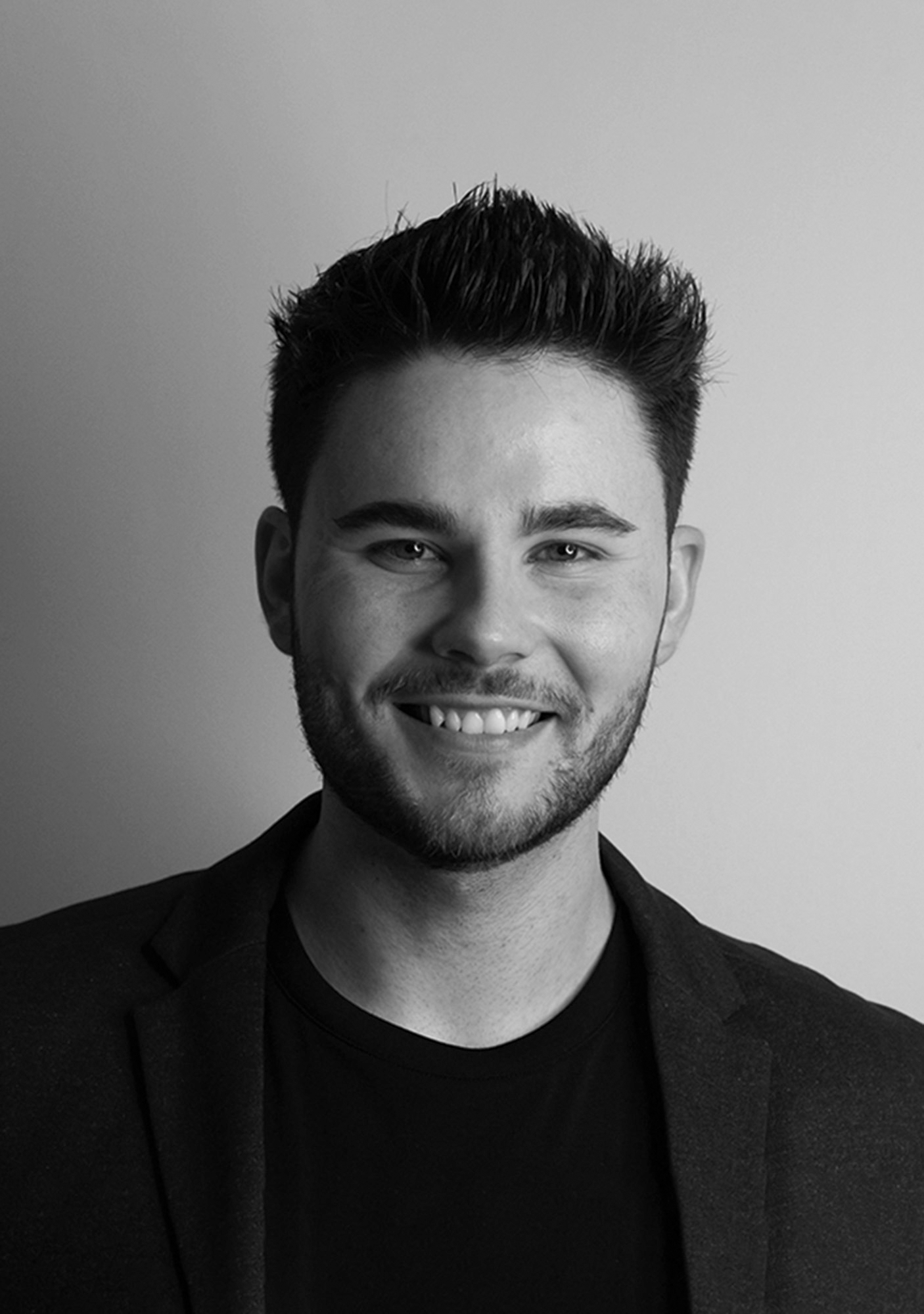 Black & White portrait of Toronto rental agent Marco Pedri.