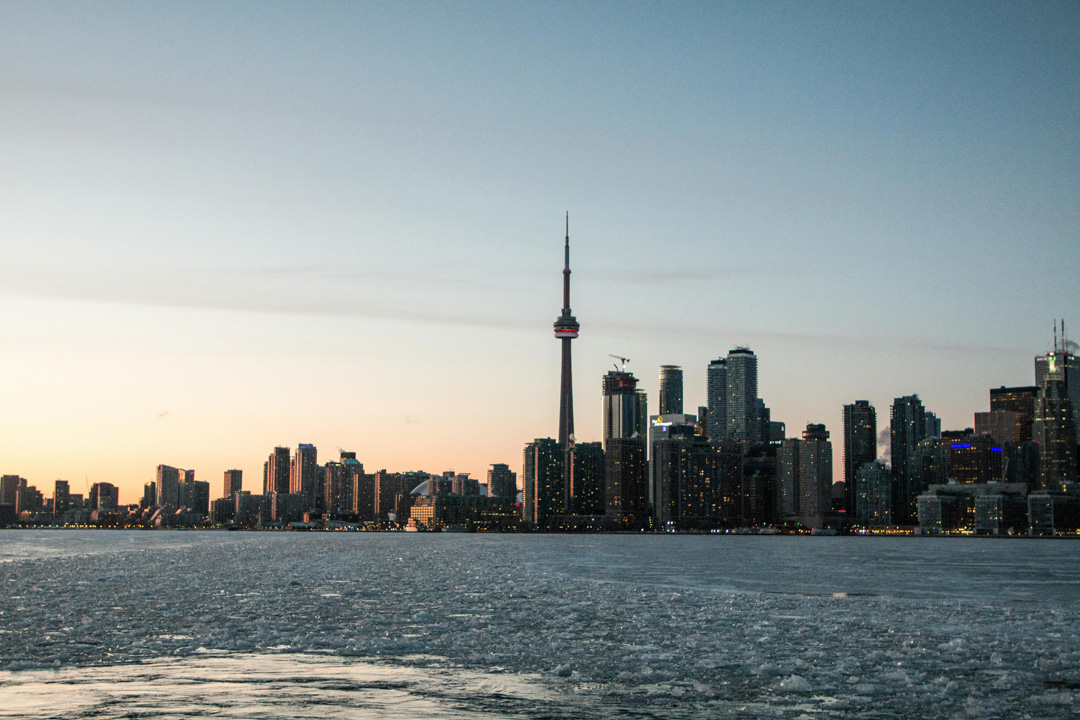 An image of the Toronto skyline from Toronto Island.