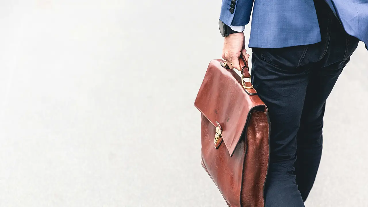 An image of a professional Toronto rental agent wondering how much does it cost to hire a rental agent in Toronto.